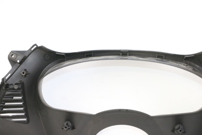 photo de SPEEDOMETER SURROUND HONDA FES S-WING SWING ABS 125 (2007 - 2015) - Surface and material condition