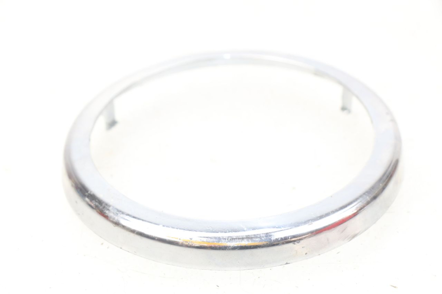 photo de SPEEDOMETER SURROUND EUROCKA GREEN 1 - Technical close-up