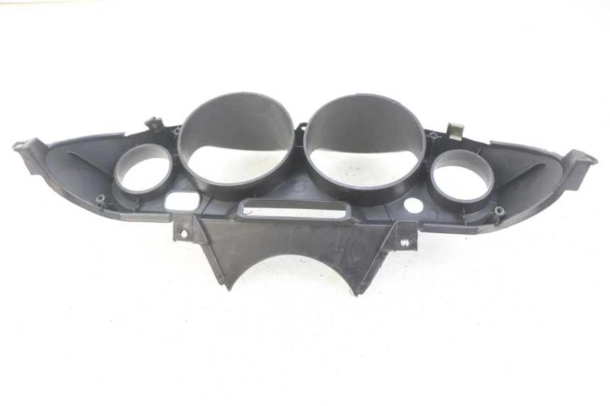 photo de SPEEDOMETER SURROUND REVATTO IMPERATOR 125 (2007 - 2015) - Zoom on usage condition