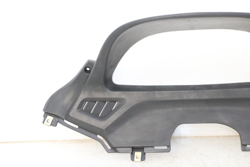 photo de SPEEDOMETER PANEL KYMCO XCITING 500 (2007 - 2010) - Fixing points details