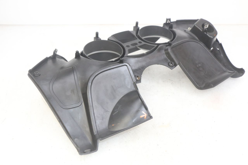 photo de SPEEDOMETER SURROUND PIAGGIO MP3 LT 400 (2007 - 2012) - Technical close-up