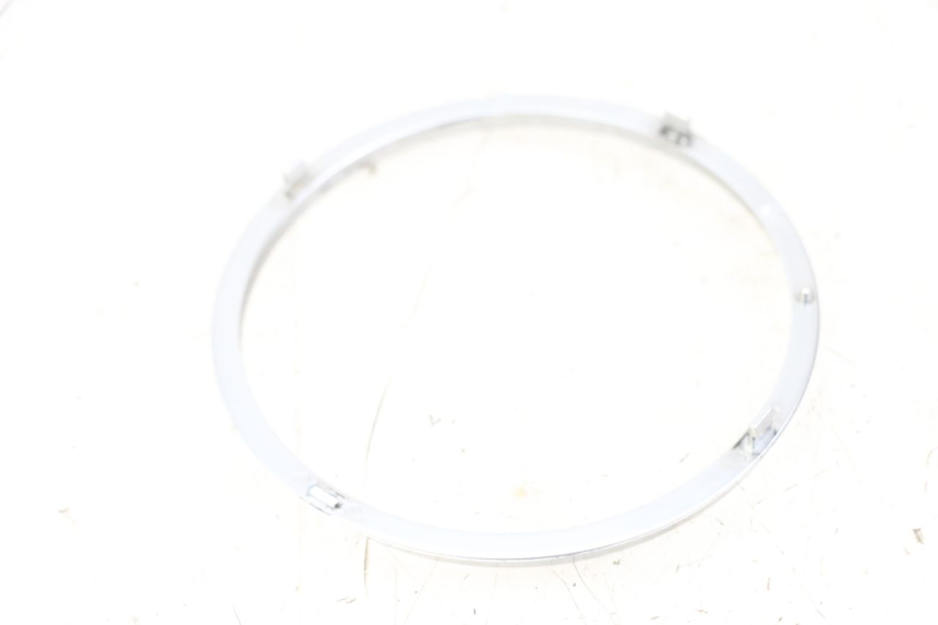 photo de SPEEDOMETER SURROUND PIAGGIO MP3 LT 400 (2007 - 2012) - Detailed visual inspection