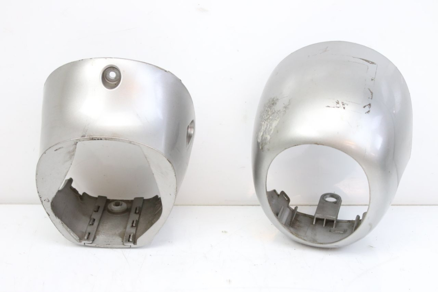 photo de SPEEDOMETER SURROUND KYMCO SENTO 100 (2008 - 2013) - Surface and material condition