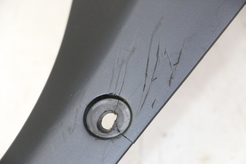 photo de SPEEDOMETER SURROUND YAMAHA TDM ABS 900 (2002 - 2014) - Zoom on usage condition