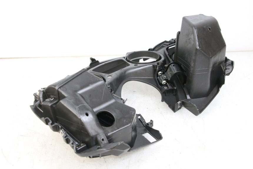 photo de SPEEDOMETER SURROUND PIAGGIO X10 125 (2012 - 2017) - Zoom on usage condition