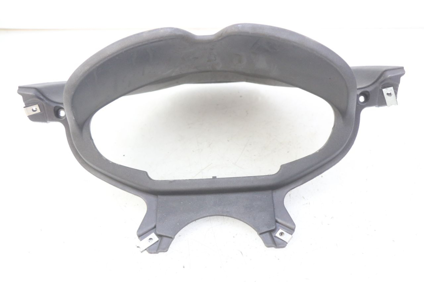 photo de SPEEDOMETER SURROUND PIAGGIO X8 125 (2004 - 2007) - Main view