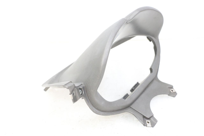 photo de SPEEDOMETER SURROUND PIAGGIO X8 125 (2004 - 2007) - Technical close-up