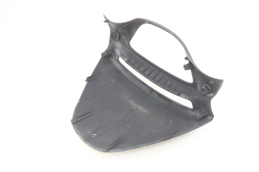 photo de SPEEDOMETER SURROUND PIAGGIO X9 EVOLUTION 250 (2003 - 2007) - Component detail