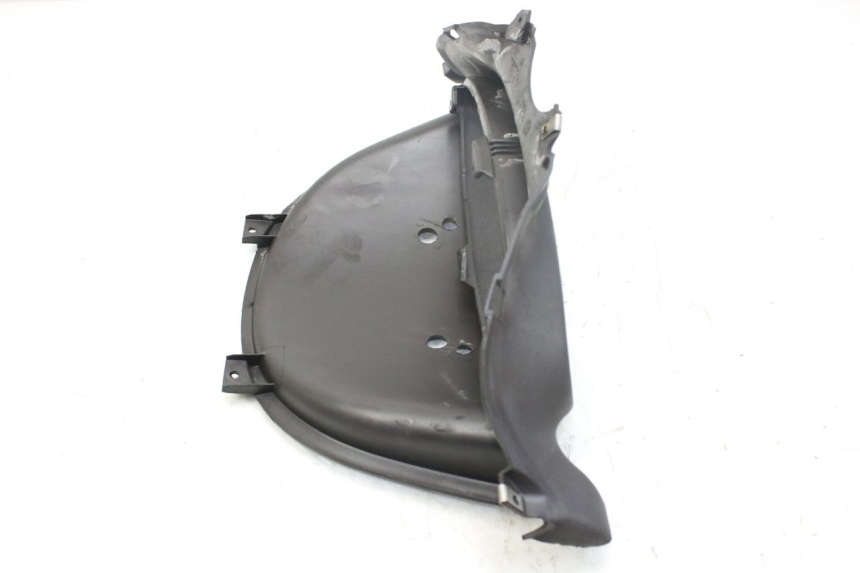 photo de SPEEDOMETER SURROUND PIAGGIO X9 EVOLUTION 250 (2003 - 2007) - Component detail