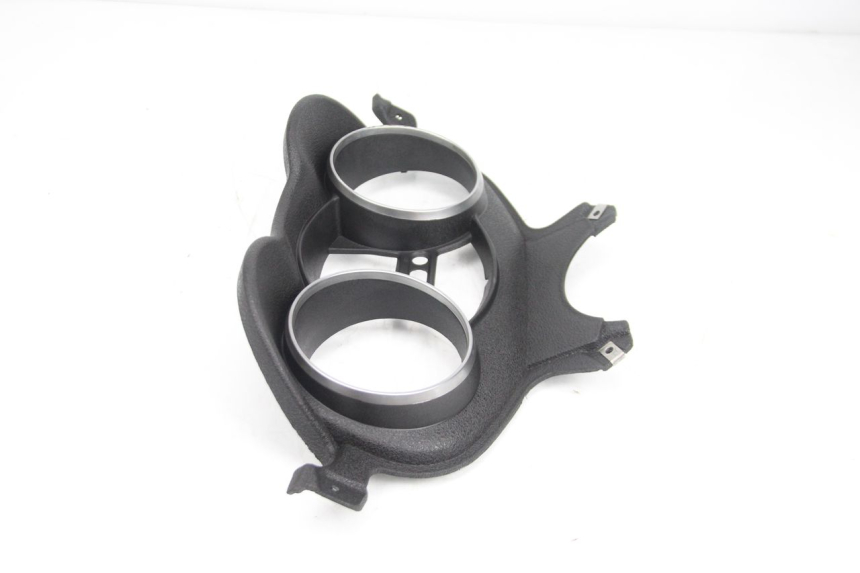 photo de SPEEDOMETER SURROUND PIAGGIO XEVO - X EVO 125 (2007 - 2017) - Zoom on usage condition