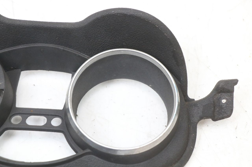 photo de SPEEDOMETER SURROUND PIAGGIO XEVO - X EVO 125 (2007 - 2017) - Alternative perspective