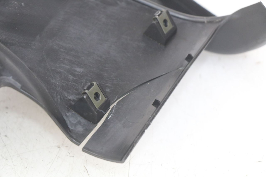 photo de SPEEDOMETER SURROUND YAMAHA YP MAJESTY 400 (2004 - 2008) - Alternative perspective