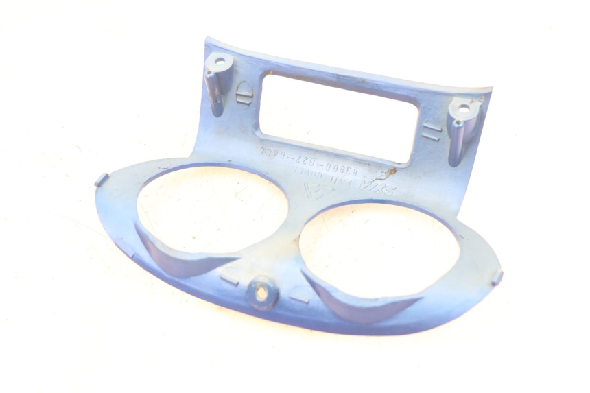 photo de REAR LIGHT SURROUND SYM JET EURO X 2T 50 (2003 - 2007) - Component detail