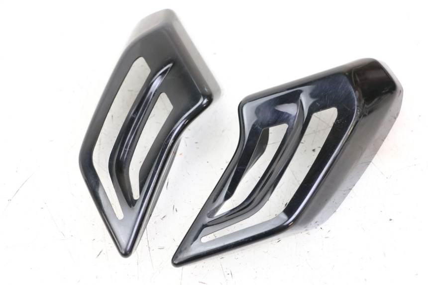 photo de TAIL LIGHT FAIRING YAMAHA YP T-MAX TMAX 530 (2017 - 2020) - Main view