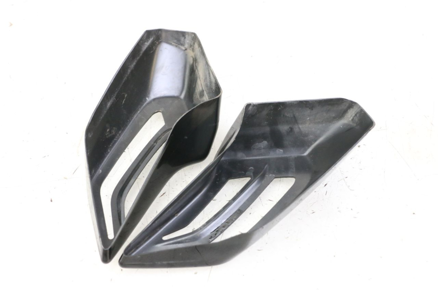 photo de TAIL LIGHT FAIRING YAMAHA YP T-MAX TMAX 530 (2017 - 2020) - Component detail