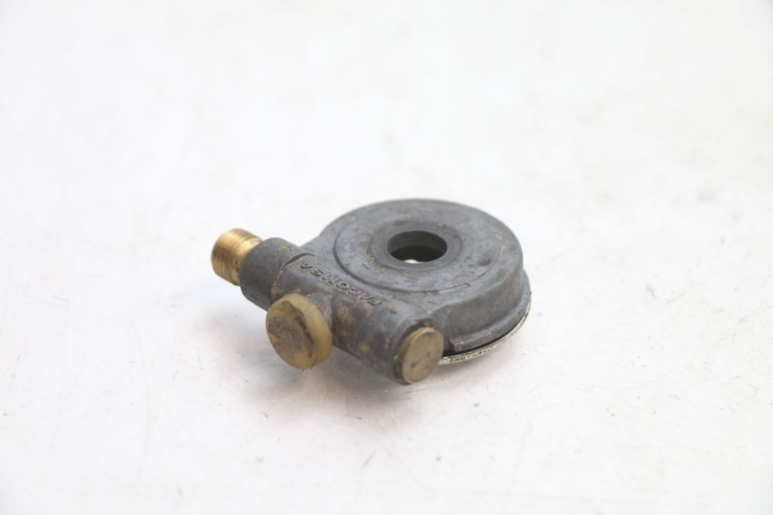 photo de SPEEDOMETER DRIVE PEUGEOT 103 SPX CLIP 50 (1989 - 1992) - Zoom on usage condition