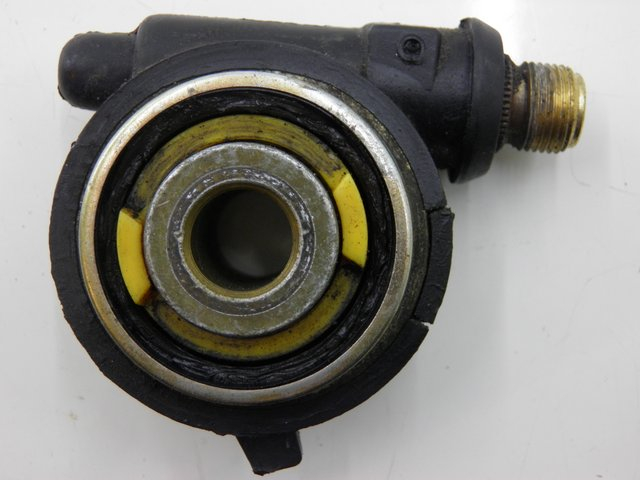photo de SPEEDOMETER DRIVE APRILIA LEONARDO ST 250 (2002 - 2005) - Alternative perspective