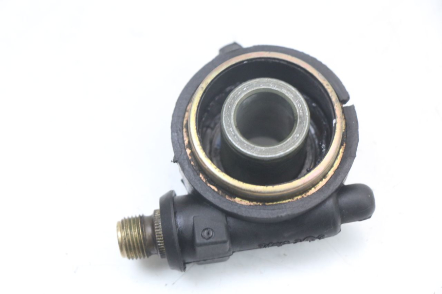 photo de SPEEDOMETER DRIVE APRILIA SCARABEO GT 125 (1999 - 2007) - Zoom on usage condition