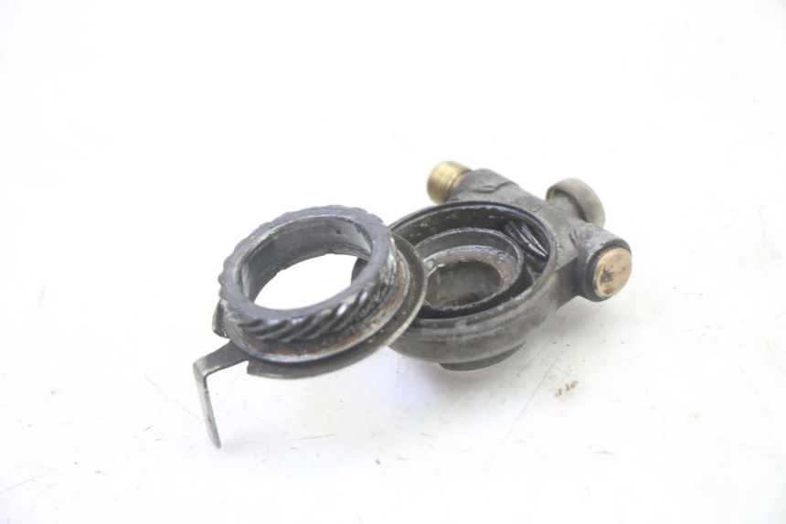 photo de SPEEDOMETER DRIVE PEUGEOT SPEEDAKE 50 (1995 - 1997) - Technical close-up