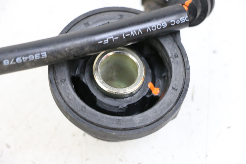 photo de SPEEDOMETER DRIVE PEUGEOT SPEEDFIGHT 4 2T 50 (2015 - 2019) - Alternative perspective