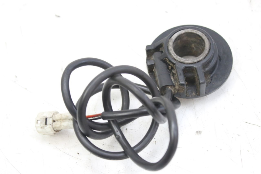 photo de SPEEDOMETER DRIVE TRIUMPH SPRINT ST 955 (1999 - 2001) - Zoom on usage condition