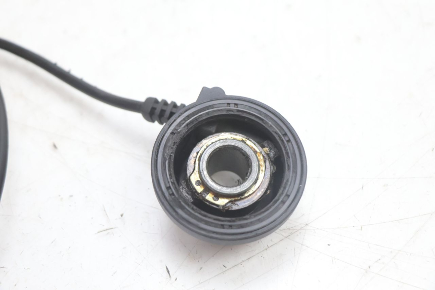 photo de SPEEDOMETER DRIVE YAMAHA XMAX X-MAX 125 (2006 - 2009) - Technical close-up
