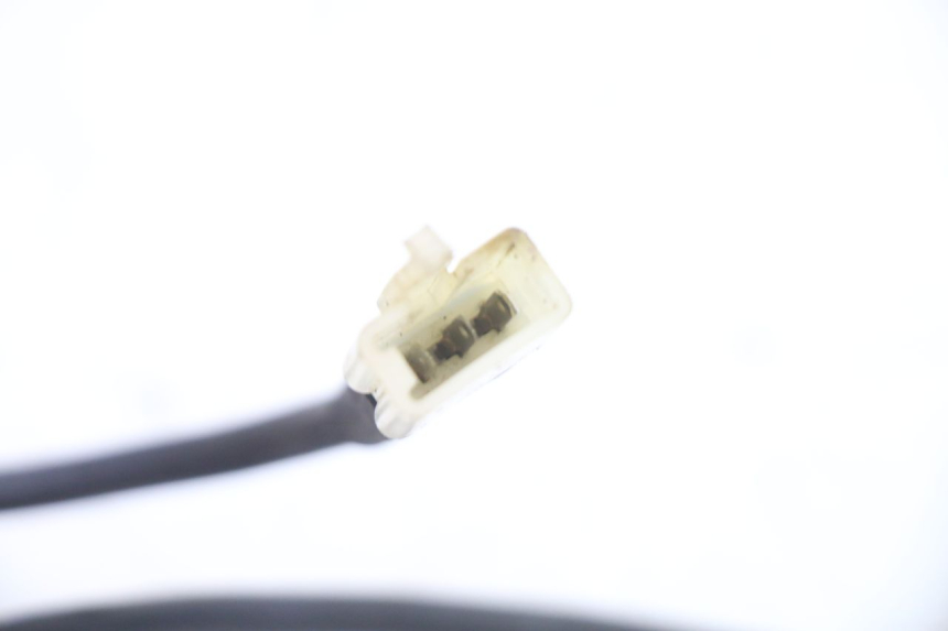 photo de SPEEDOMETER DRIVE HONDA XLV VARADERO 125 (2000 - 2006) - Fixing points details