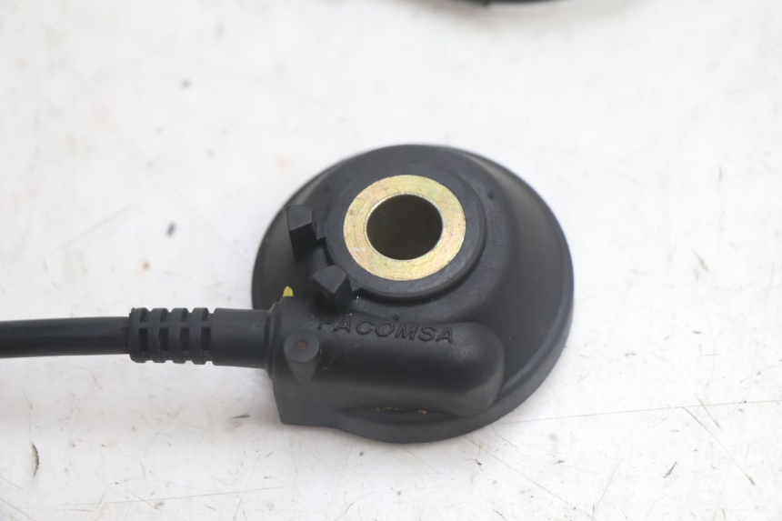 photo de SPEEDOMETER DRIVE YAMAHA YP MAJESTY 125 (2002 - 2006) - Component detail