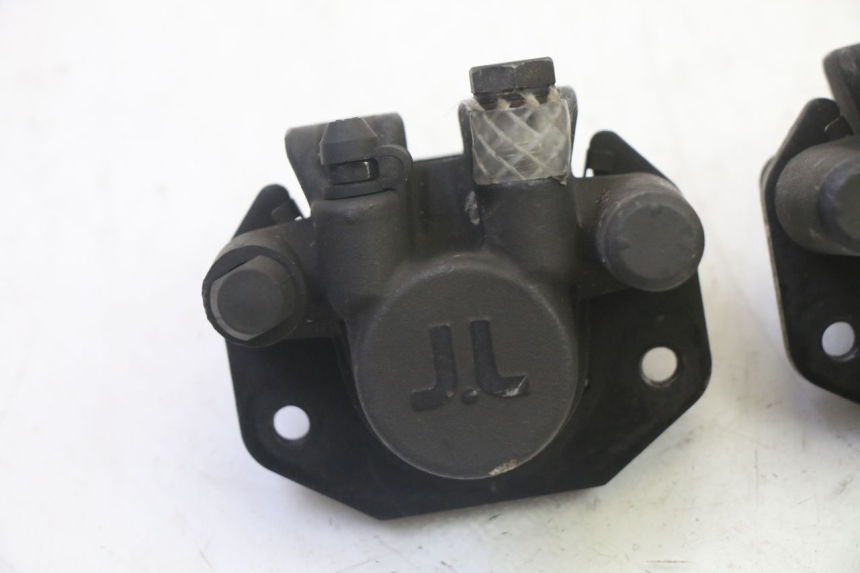 photo de REAR BRAKE CALIPER QUADRO 4 4D 350 (2015 - 2018) - Component detail