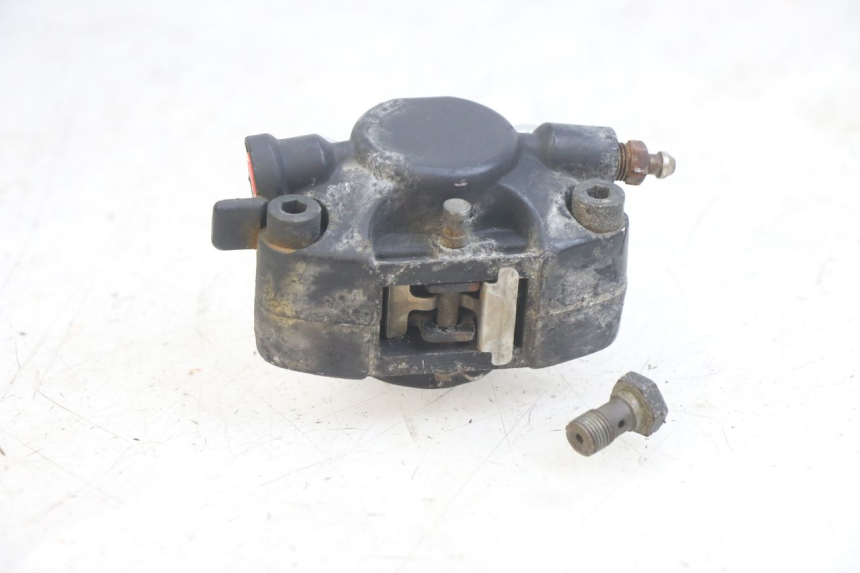 photo de REAR BRAKE CALIPER GILERA DNA 50 (2000 - 2007) - Alternative perspective