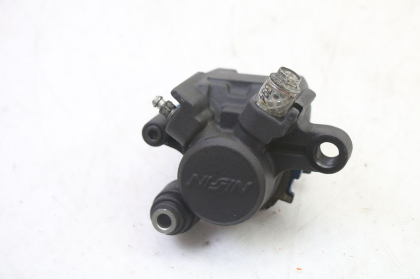 photo de REAR BRAKE CALIPER SUZUKI GSR 750 (2011 - 2017) - Zoom on usage condition
