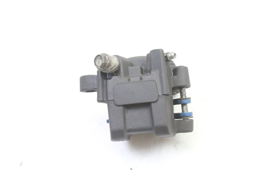 photo de REAR BRAKE CALIPER SUZUKI GSR 750 (2011 - 2017) - Alternative perspective
