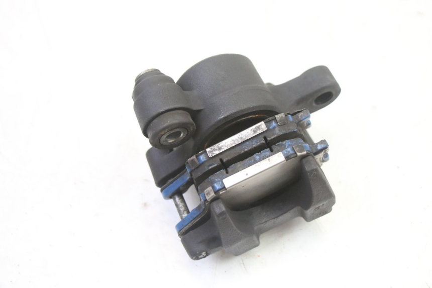 photo de REAR BRAKE CALIPER SUZUKI GSR 750 (2011 - 2017) - Fixing points details