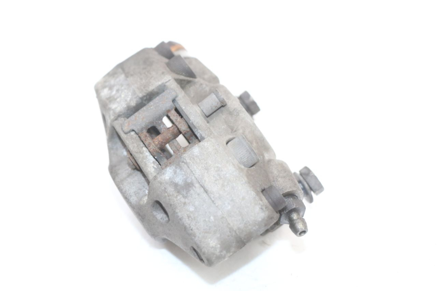 photo de REAR BRAKE CALIPER RENAULT KOURANOS 125 (2001 - 2004) - Alternative perspective