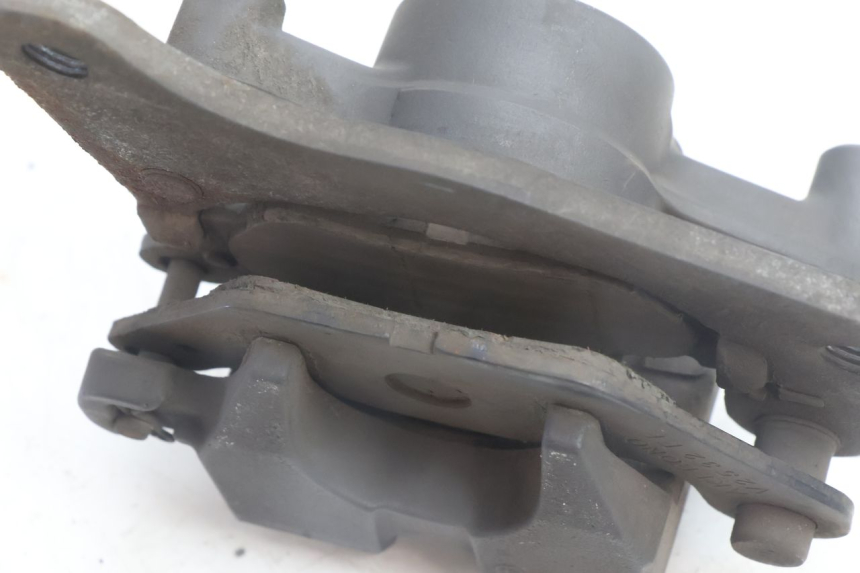 photo de REAR BRAKE CALIPER YAMAHA N-MAX NMAX 125 (2021 - 2024) - Fixing points details