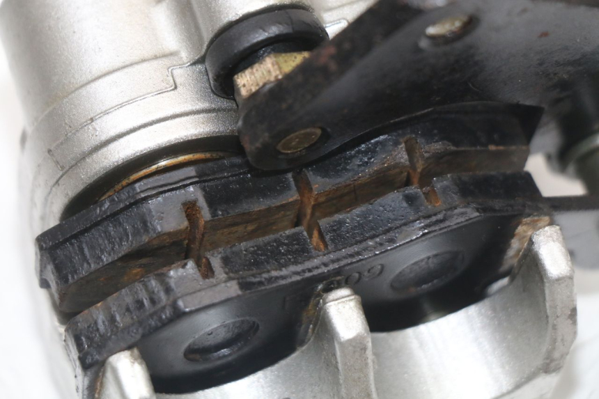 photo de REAR BRAKE CALIPER REGAL RAPTOR RAXTER 2 125 (2007 - 2015) - Fixing points details