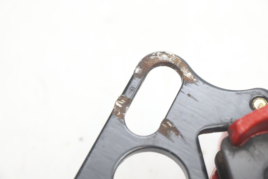 photo de REAR BRAKE CALIPER APOLLO RFZ 140 - Fixing points details