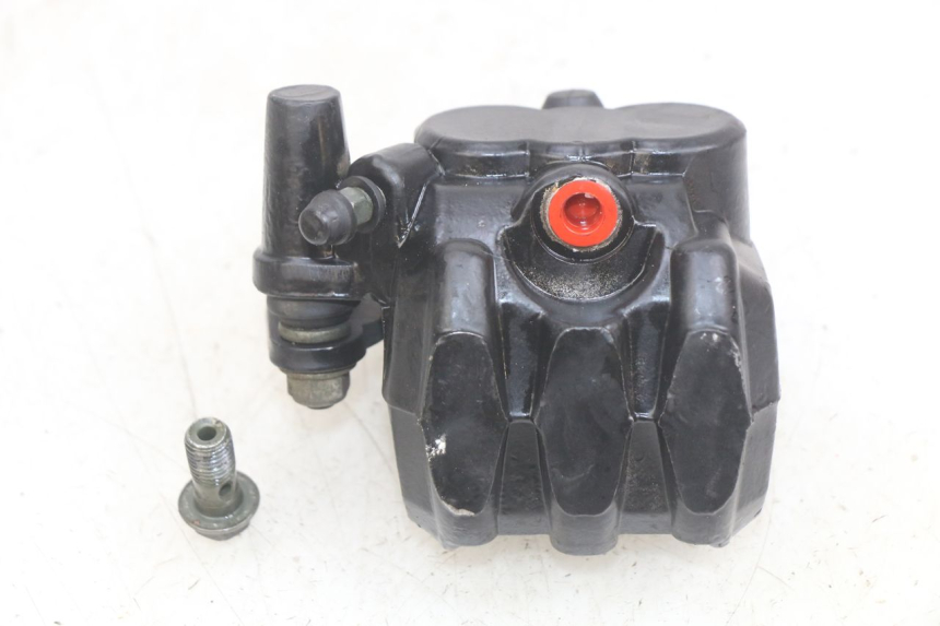 photo de REAR BRAKE CALIPER YAMASAKI ROADSTER 50 (2013 - 2018) - Technical close-up
