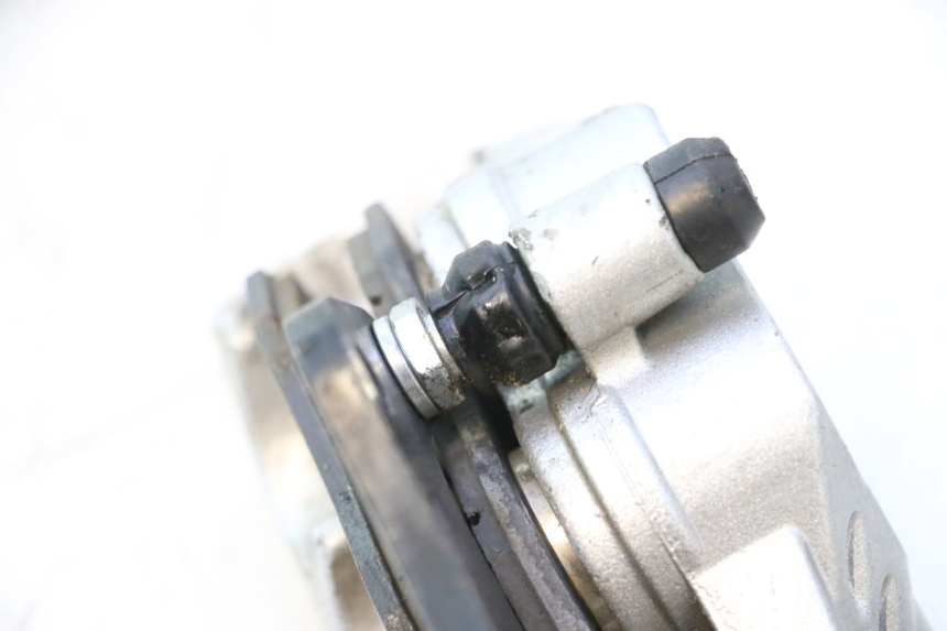 photo de REAR BRAKE CALIPER BAIKU SAKURA 1 (2021 - 2025) - Component detail