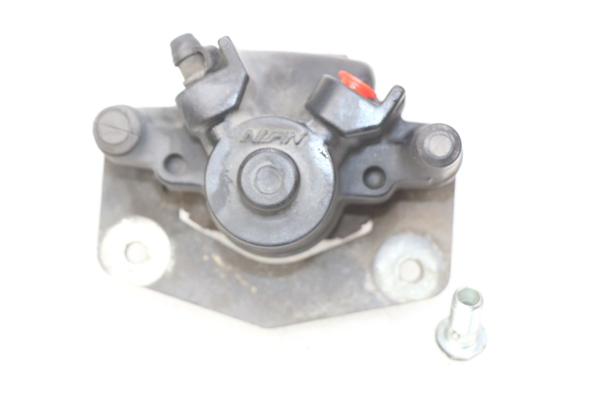 photo de REAR BRAKE CALIPER SUZUKI SIXTEEN 125 (2008 - 2010) - Main view