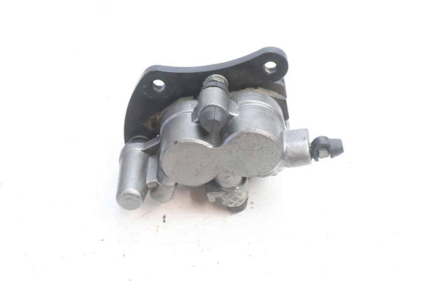 photo de REAR BRAKE CALIPER DAELIM VJ ROADWIN 125 (2004 - 2007) - Alternative perspective