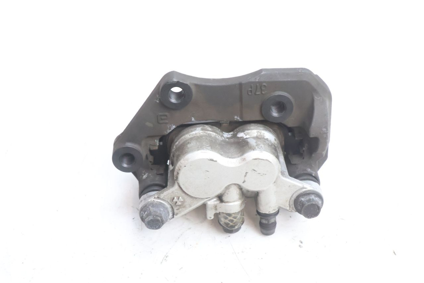 photo de REAR BRAKE CALIPER YAMAHA X-MAX XMAX 125 (2010 - 2013) - Zoom on usage condition