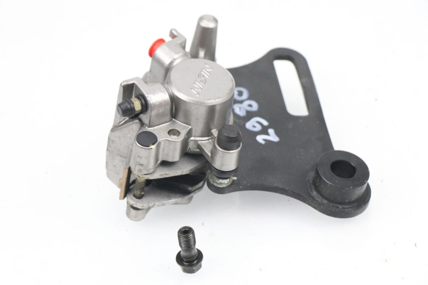 photo de REAR BRAKE CALIPER HONDA XLV VARADERO 125 (2000 - 2006) - Alternative perspective