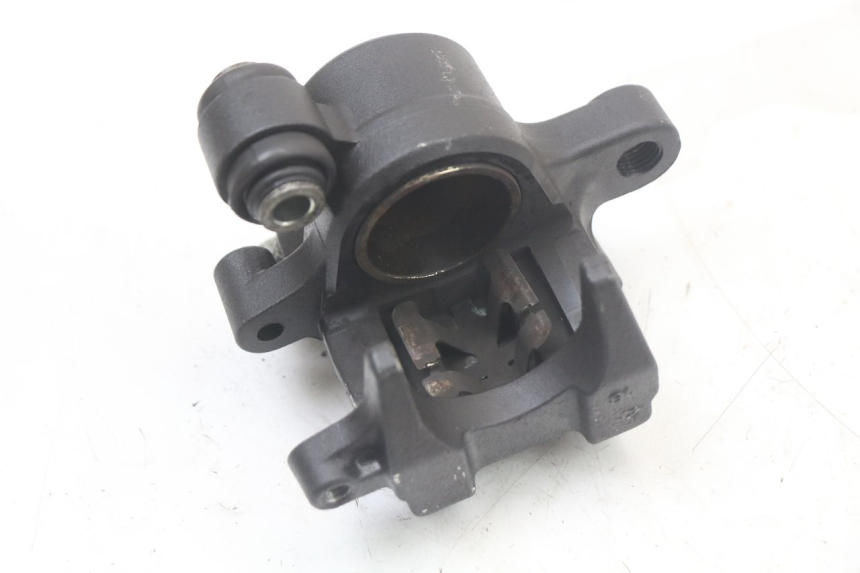 photo de REAR BRAKE CALIPER YAMAHA FZ1 FAZER 1000 (2007 - 2009) - Fixing points details