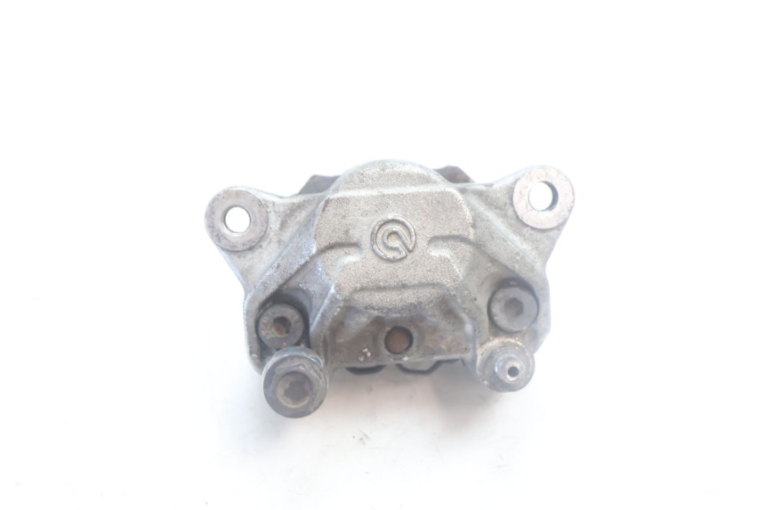 photo de REAR BRAKE CALIPER YAMAHA YP MAJESTY 125 (2002 - 2006) - Alternative perspective
