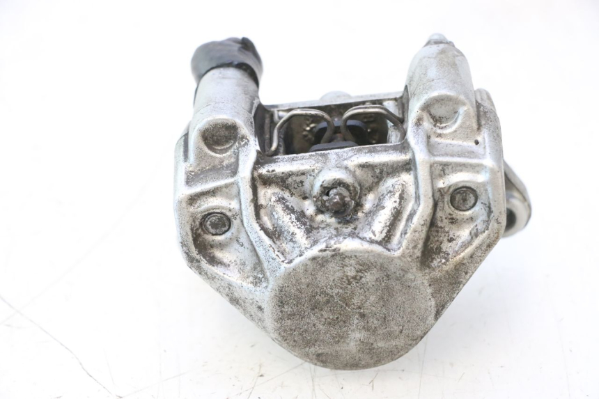 photo de REAR BRAKE CALIPER YAMAHA YP MAJESTY 125 (2007 - 2010) - Fixing points details