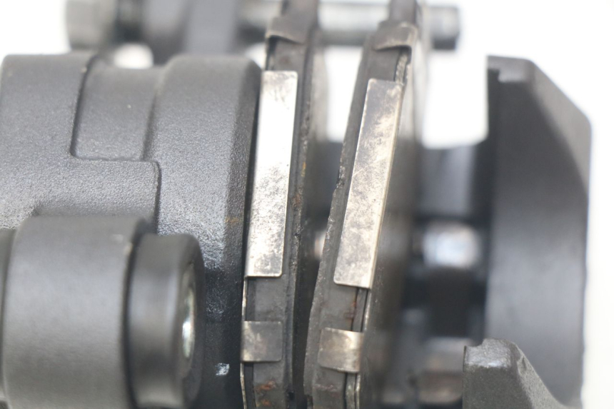 photo de REAR BRAKE CALIPER KAWASAKI Z 650 (2016 - 2019) - Zoom on usage condition