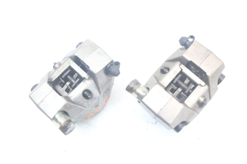 photo de FRONT BRAKE CALIPER QUADRO 3D S 350 (2013 - 2018) - Alternative perspective