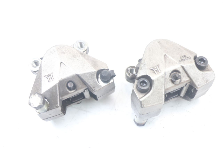 photo de FRONT BRAKE CALIPER QUADRO 3D S 350 (2013 - 2018) - Fixing points details