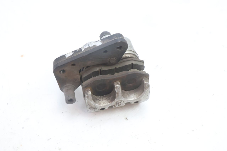 photo de FRONT BRAKE CALIPER KYMCO AGILITY 4T 50 (2005 - 2018) - Fixing points details